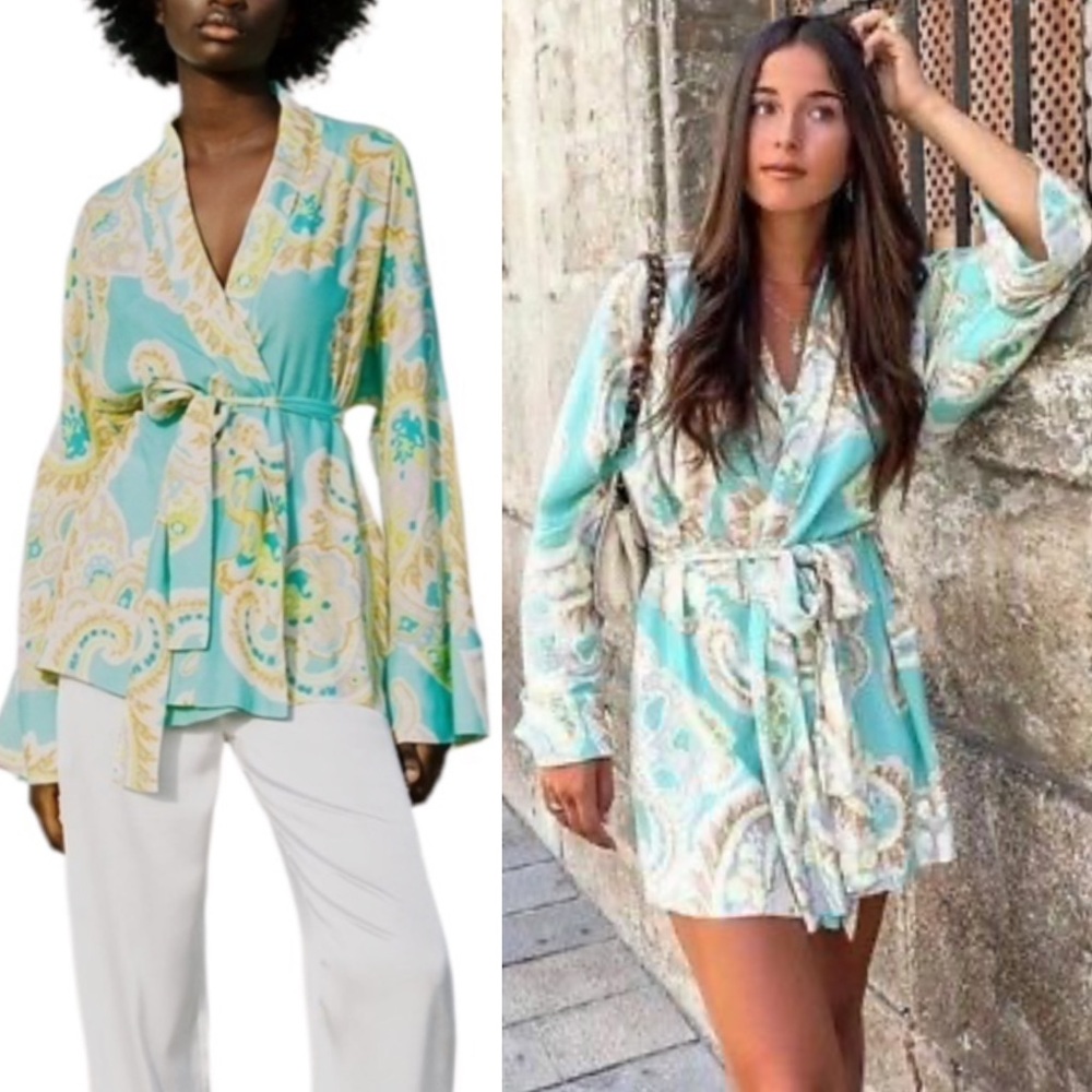 Blogger Favorite Blue Green Paisley Print Wrap Belted Kimono / Mini Dress - M